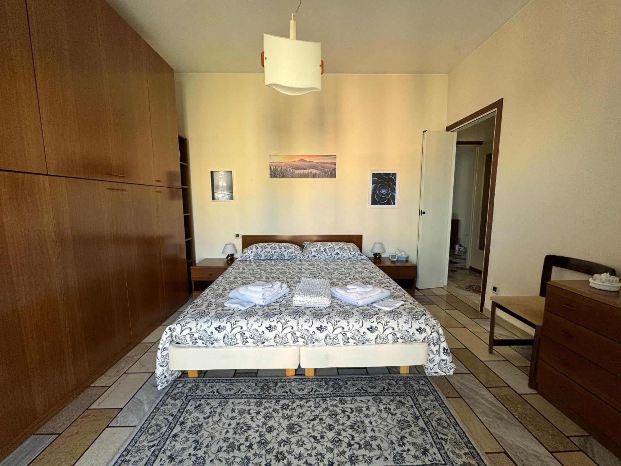 Casa Valentina Apartment Сан Донато Миланезе Екстериор снимка
